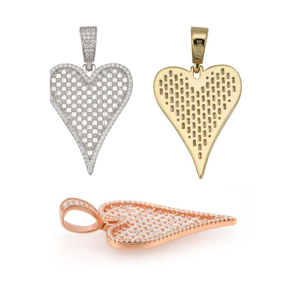 S925 Silver Heart Pendant w/ Moissanite